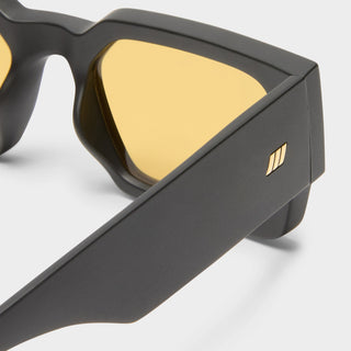 Contemplation | Matte Black