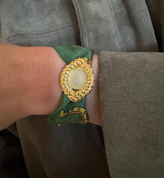 Oeil De Caiman Jade Cuff