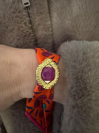 Oeil De Caiman Agate Rose Cuff