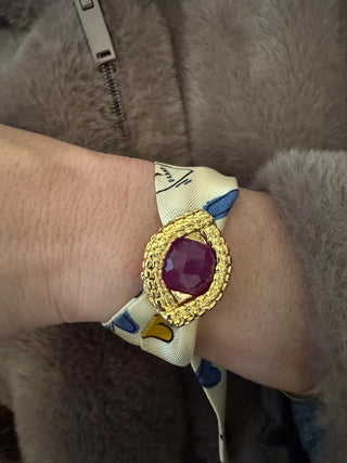 Oeil De Caiman Agate Rose Cuff