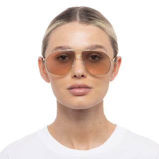 Schmaltzy | Bright Gold Champagne Tint