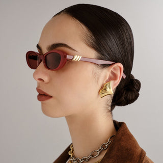 THE WHISPERER GARNET ROSE MONO