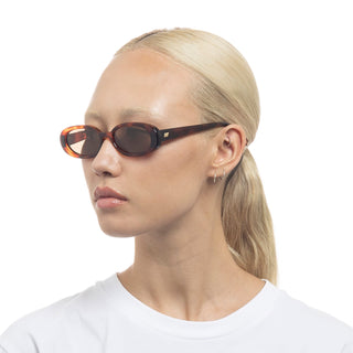 Outta Love | Toffee Tort Polarised